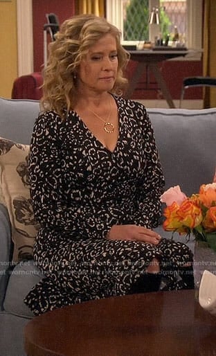 Vanessa's black leopard print wrap dress on Last Man Standing