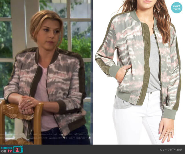 Green Bean Tie Dye Bomber by Blanknyc worn by Stephanie Tanner (Jodie Sweetin) on Fuller House