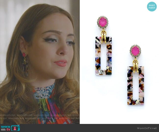 Gaylen Link Drop Earrings by Elizabeth Cole worn by Fallon Carrington (Elizabeth Gillies) on Dynasty