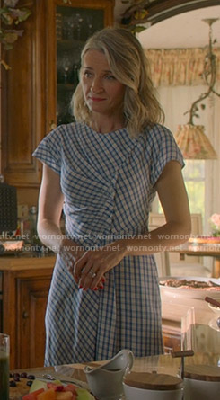 Janet’s blue ruched check dress on Marvel’s Runaways