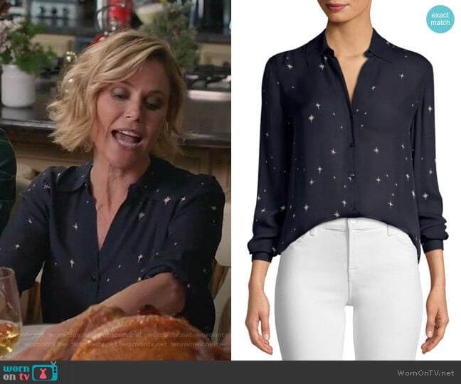 Nina Blouse by L'Agence worn by Claire Dunphy (Julie Bowen) on Modern Family