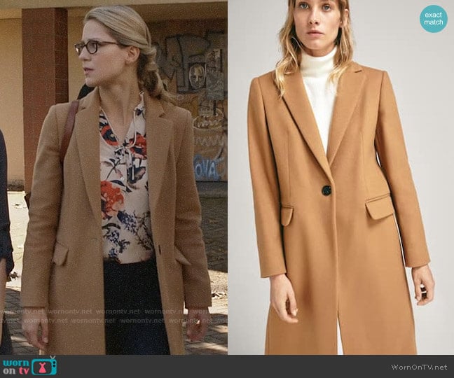 Massimo Dutti Solid Colored Wool Coat worn by Kara Danvers (Melissa Benoist) on Supergirl