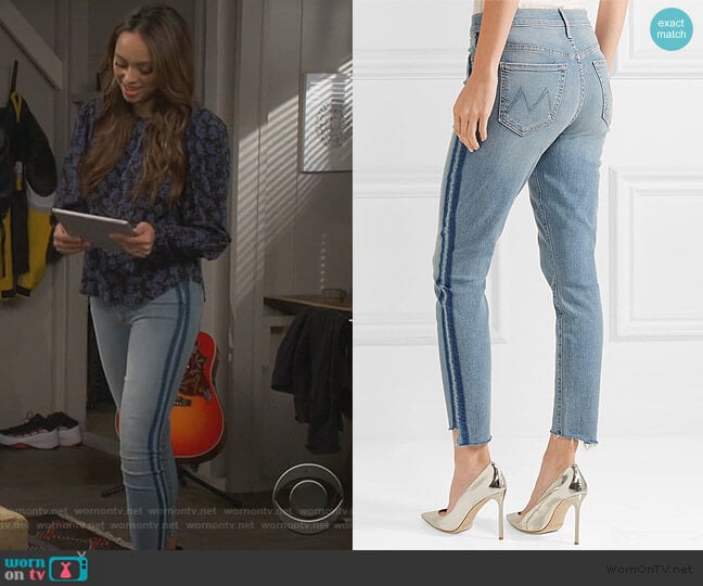 The Stunner jeans by Mother worn by Claire (Amber Stevens West) on Happy Together