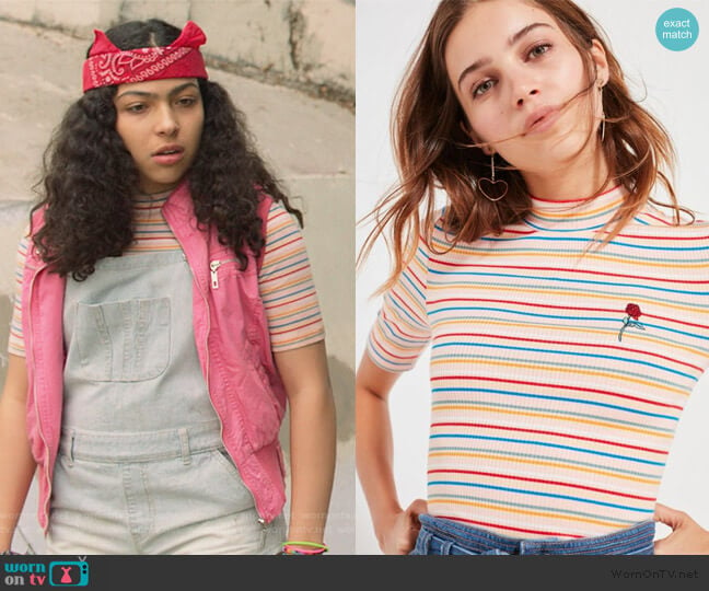 Zola Striped Mock-Neck Top by Urban Outfitters worn by Molly Hernandez (Allegra Acosta) on Marvels Runaways