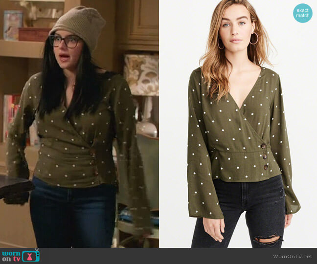 Wrap Front Button-Up Blouse by Abercrombie & Fitch worn by Alex Dunphy (Ariel Winter) on Modern Family