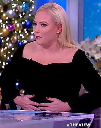 Meghan’s black off shoulder tie cuff top on The View