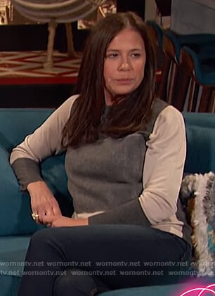 Maura Tierney’s colorblock sweater on Busy Tonight