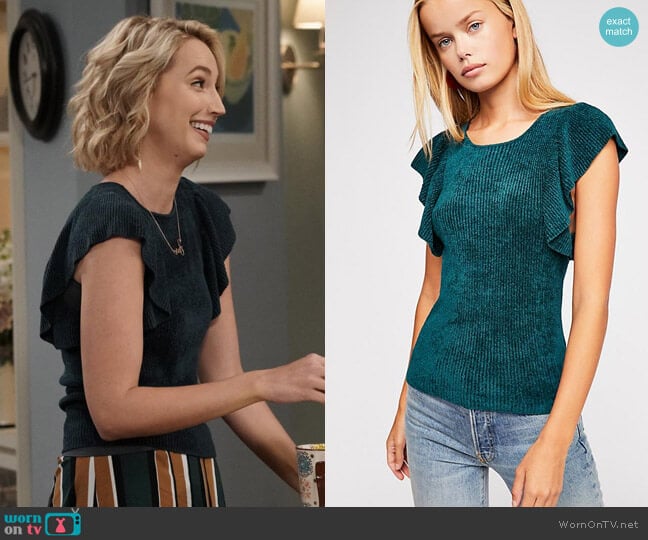 Free People Nikita Ruffle Sleeve Top worn by Mandy Baxter (Molly McCook) on Last Man Standing