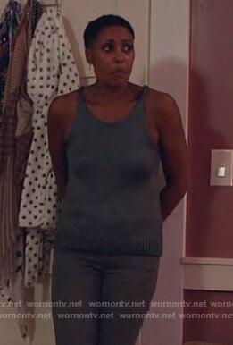 Lynn’s gray knitted tank top on Black Lightning