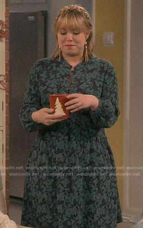 Kristin's green and black floral dress on Last Man Standing