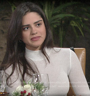 Lola’s white top on The Young and the Restless