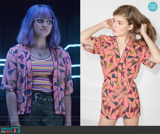 Pyjama Inspired Printed Top by & Other Stories worn by Gert Yorkes (Ariela Barer) on Marvels Runaways