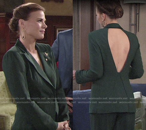 Phyllis's green open-back blazer on The Young and the Restless