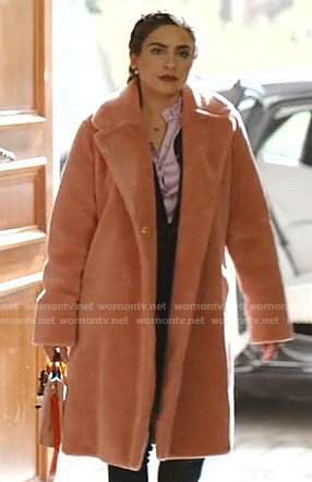 Cristal's pink fur coat on Dynasty
