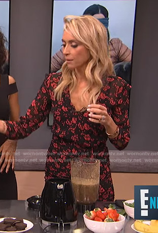 Giuliana’s black floral ruffled dress on E! News