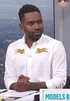 Justin’s white tiger patch shirt on E! News Daily Pop