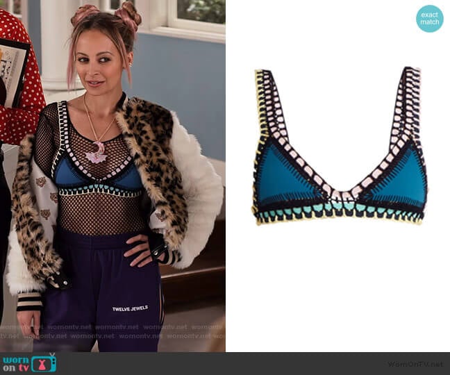 Flor crochet-trimmed triangle bikini by Kiini worn by Nicole Richie on Grace and Frankie