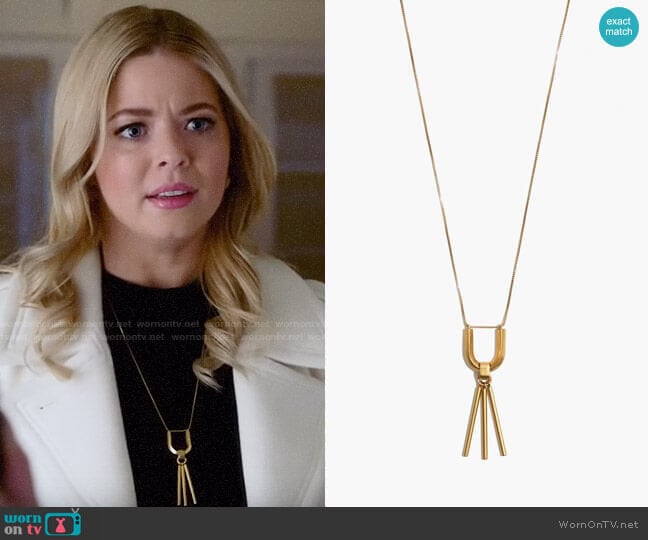 Madewell Curvelink Pendant Necklace worn by Alison DiLaurentis (Sasha Pieterse) on Pretty Little Liars The Perfectionists