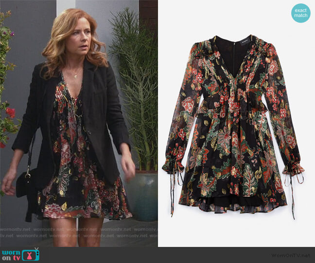 Black Silk Dress with Bollywood Print by The Kooples worn by Lena (Jenna Fischer) on Splitting Up Together