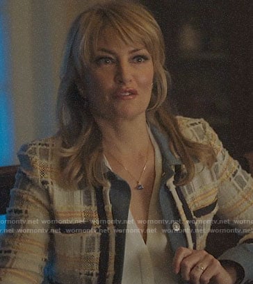 Alice's plaid tweed jacket on Riverdale