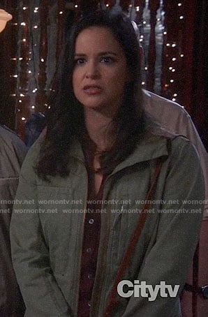 Amy’s green jacket on Brooklyn Nine-Nine