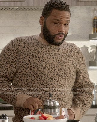 Andre's leopard print sweater on Black-ish