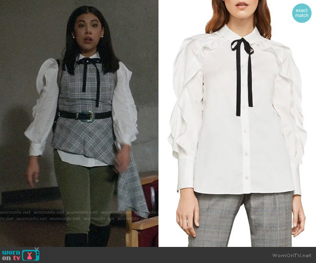 Bcbgmaxazria Ruffle Sleeve Cotton Shirt worn by Effie on Charmed