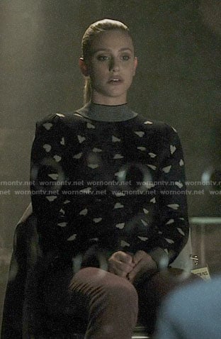 Betty’s heart print sweater on Riverdale