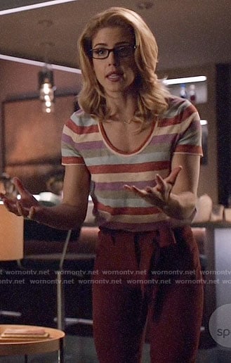 Felicity's striped tee and red tie-waist pants on Arrow