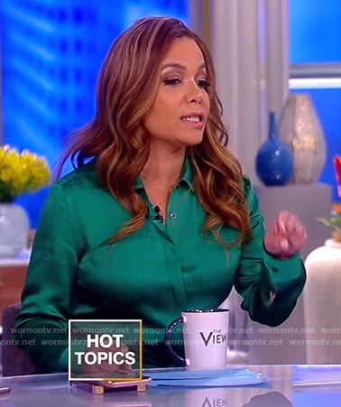 Sunny’s green satin shirtdress on The View