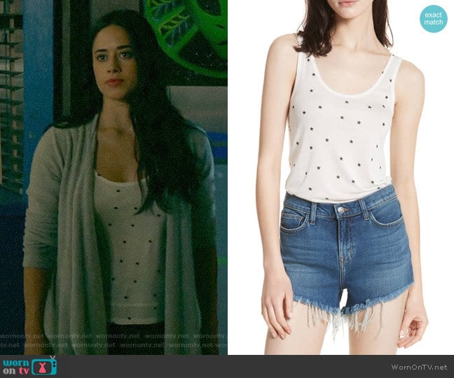 L'Agence Perfect Star Print Tank worn by Liz Ortecho (Jeanine Mason) on Roswell New Mexico