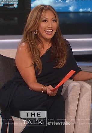 Carrie’s navy one shoulder draped jumpsuit on The Talk