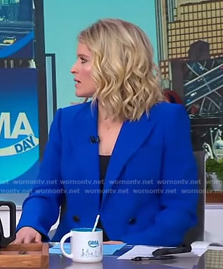 Sara’s blue double breasted blazer on GMA Day