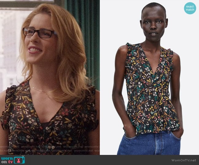 Zara Metallic Thread Printed Blouse worn by Felicity Smoak (Emily Bett Rickards) on Arrow