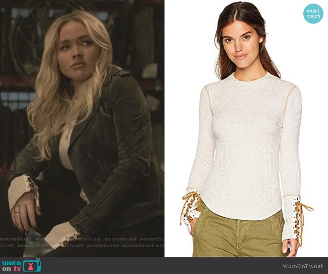 Lauren’s lace-up cuff top on The Gifted