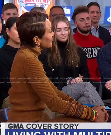 Robin’s brown turtleneck sweater on Good Morning America