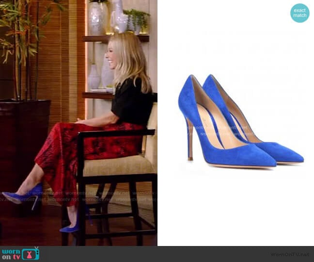 Suede Pumps by by Gianvito Rossi worn by Kelly Ripa on Live with Kelly and Mark