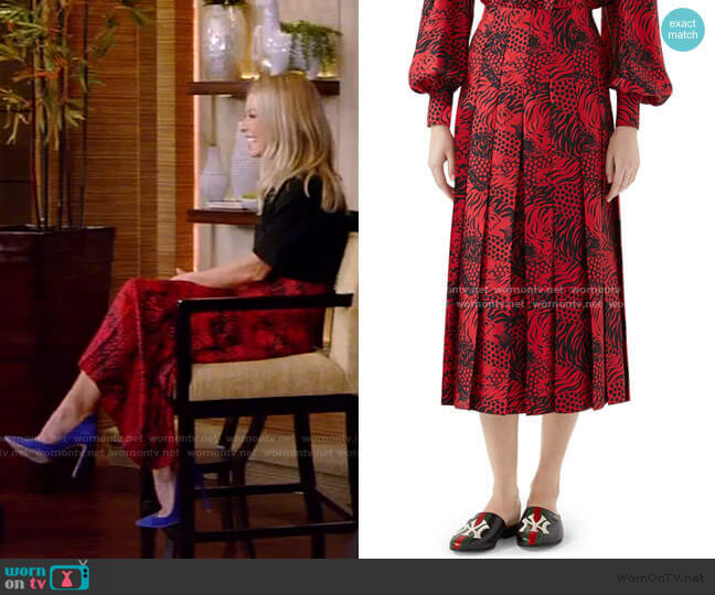 Tiger Print Pleated Silk Skirt by Gucci worn by Kelly Ripa on Live with Kelly and Mark