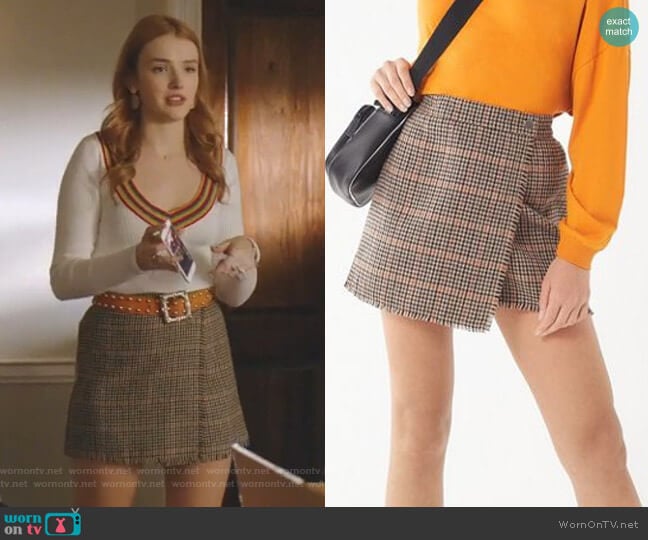 Teryn Skirt by Urban Outfitters worn by Kirby Anders (Maddison Brown) on Dynasty