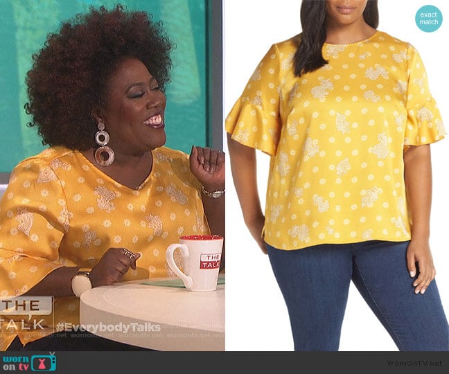 Paisley Elbow Sleeve Top by Vince Camuto worn by Sheryl Underwood on The Talk