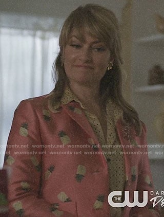 Alice’s pink pineapple print jacket on Riverdale