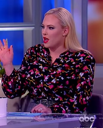 Meghan’s black abstract print blouse on The View