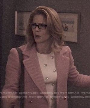 Felicity’s pink chevron coat on Arrow