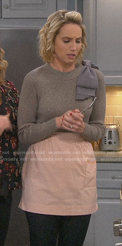 Mandy's bow shoulder sweater on Last Man Standing