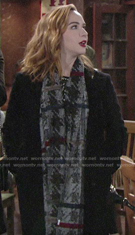 Mariah’s grey houndstooth scarf on The Young and the Restless