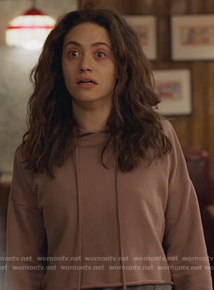 Fiona's pink cropped hoodie on Shameless