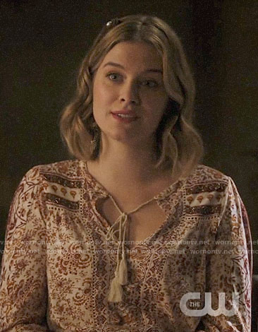 Polly’s printed peasant top on Riverdale