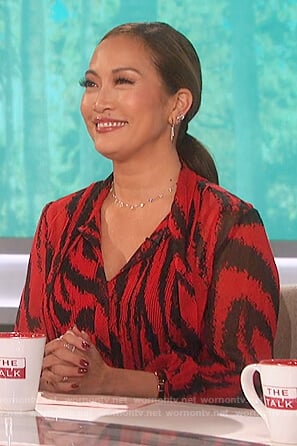 Carrie’s red and black tie neck blouse on on The Talk