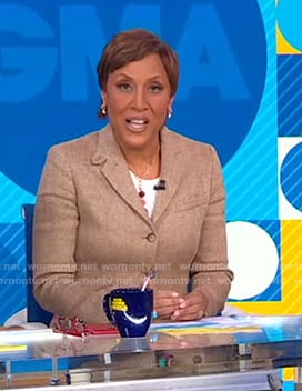 Robin’s beige herringbone blazer on Good Morning America