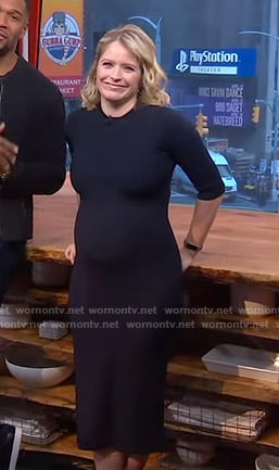 Sara’s navy fitted dress on GMA Strahan And Sara